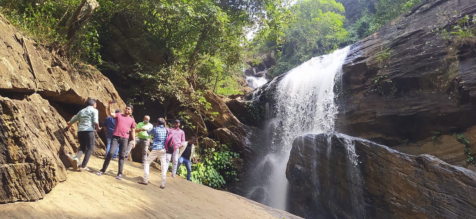Rani Duduma waterfalls 